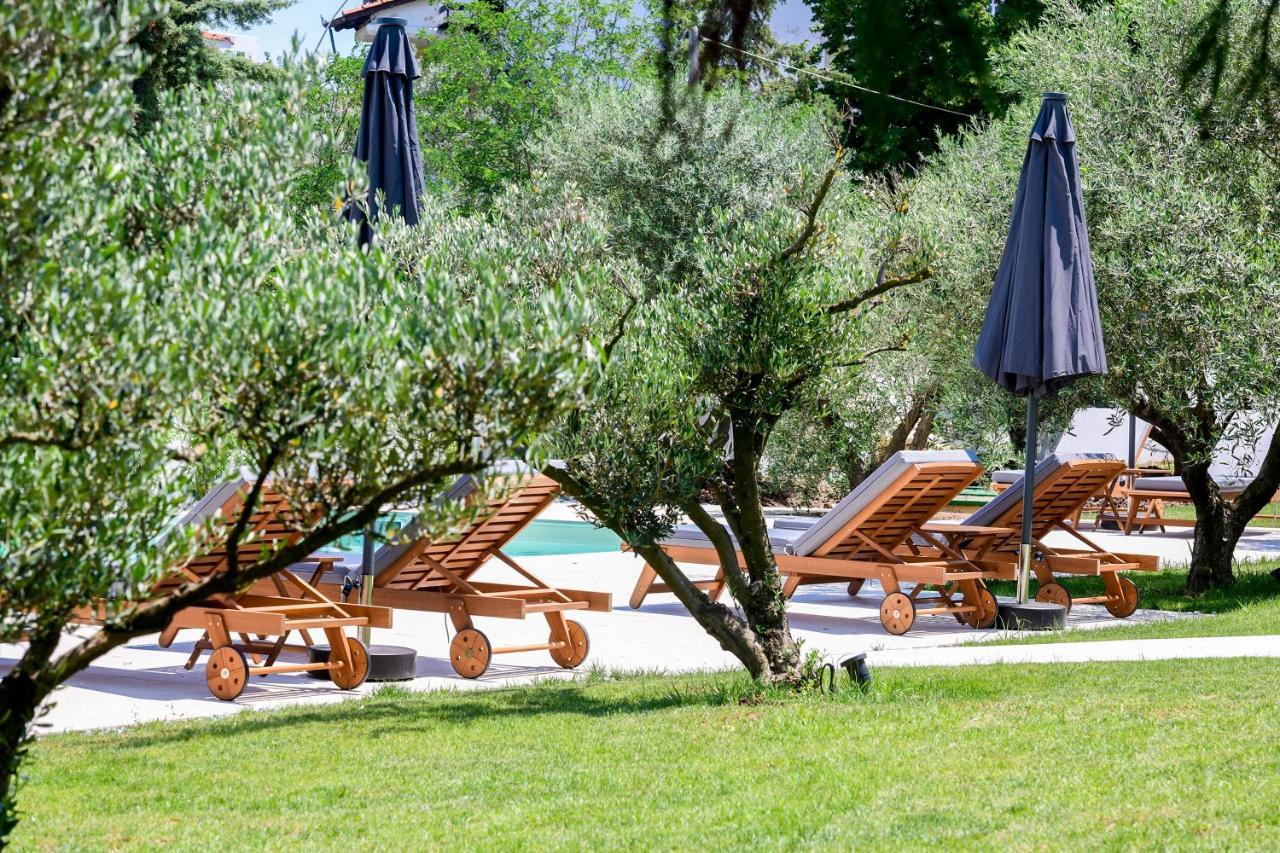 Elies Aesthetic Living Nea Iraklitsa Exterior foto