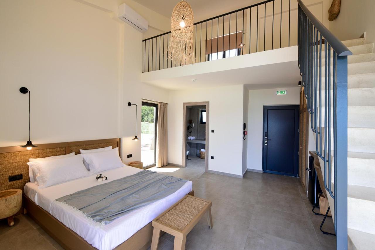 Elies Aesthetic Living Nea Iraklitsa Exterior foto