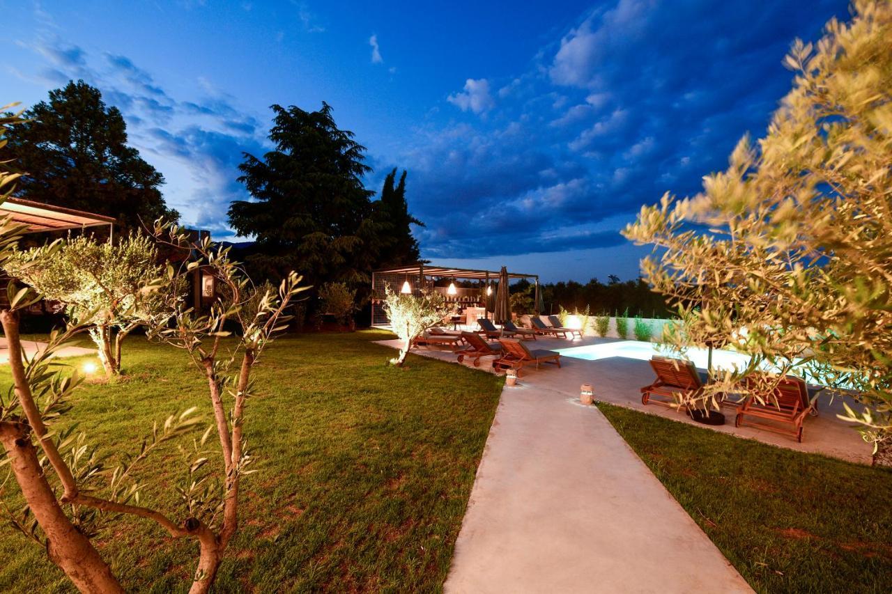 Elies Aesthetic Living Nea Iraklitsa Exterior foto