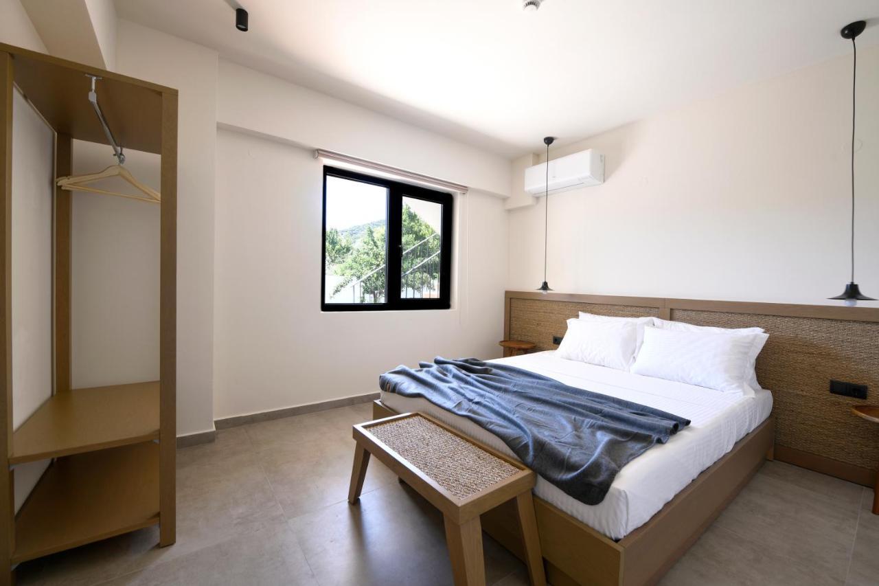 Elies Aesthetic Living Nea Iraklitsa Exterior foto